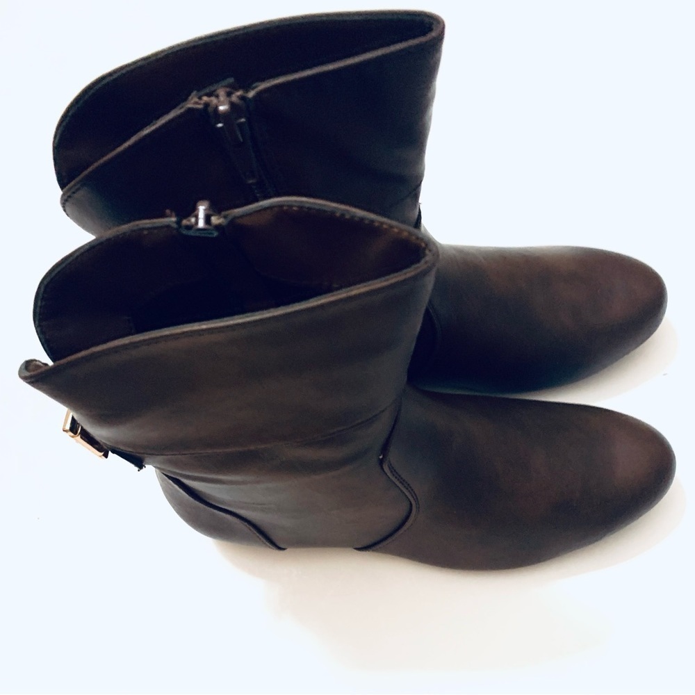 NWT BALLBAND Women's Betty Ankle Boot, brown - Picture 2 of 10